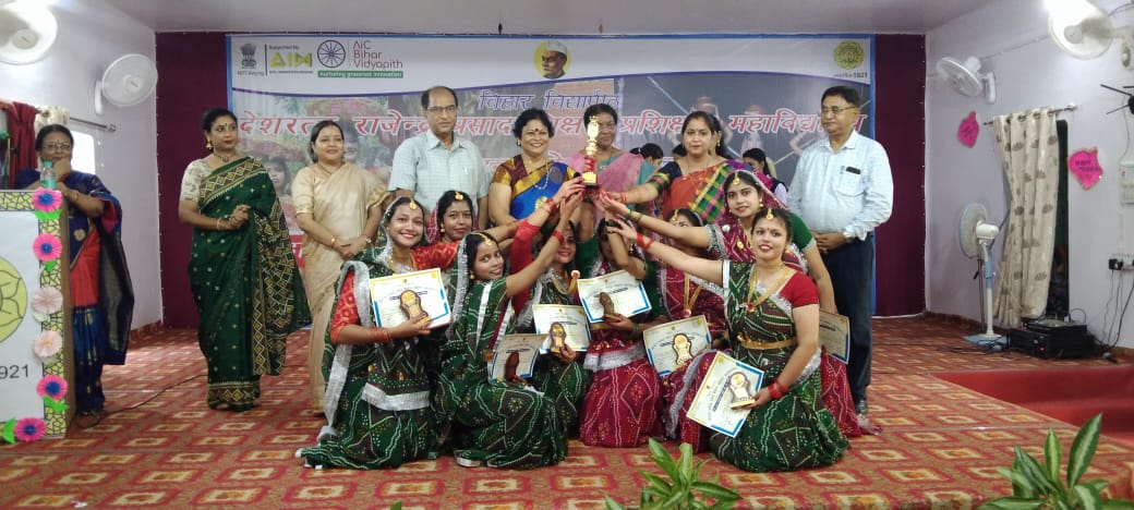Folk dance competition at Bihar vidyapith, Patna.                         Date:-27/09/23